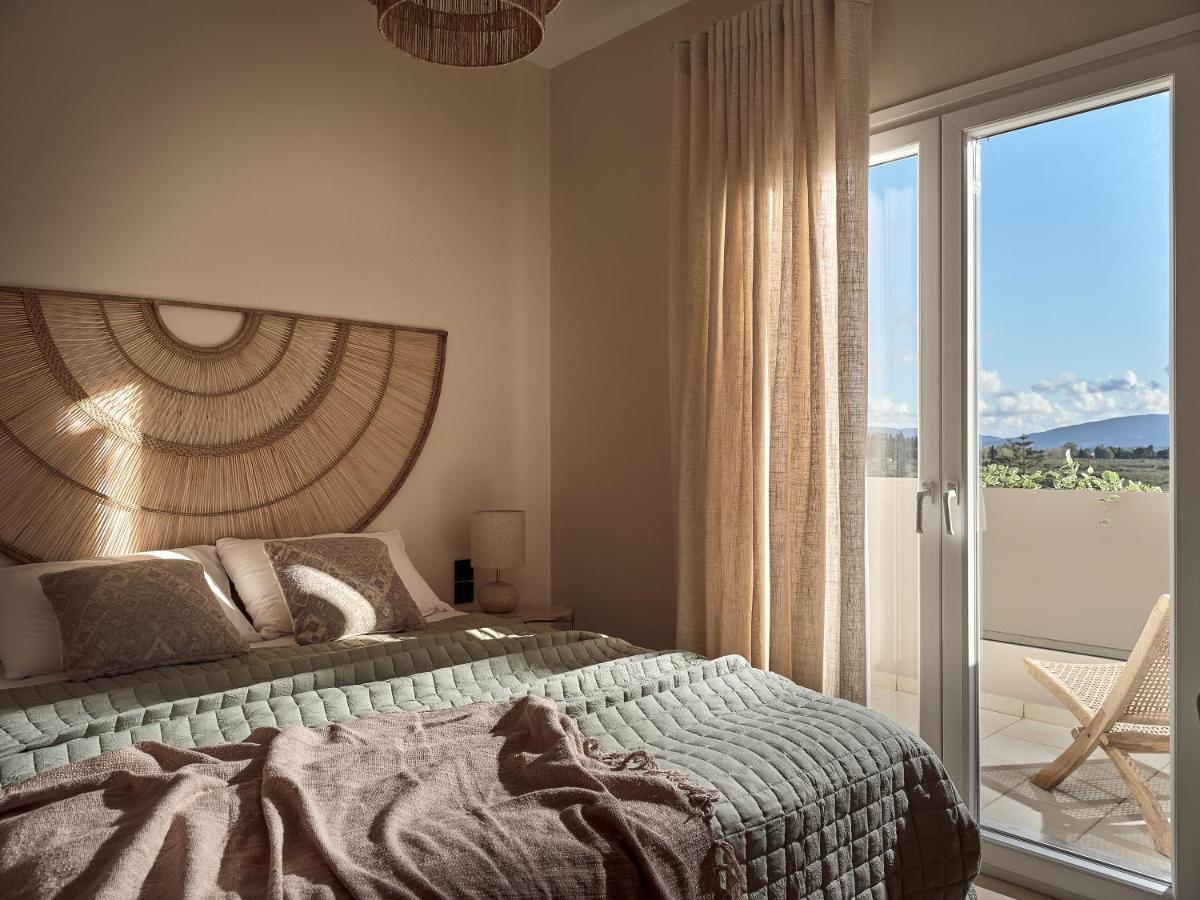 Conte Gesto Villa, With Heated Pool, By Thinkvilla Akrotiri  Exterior foto